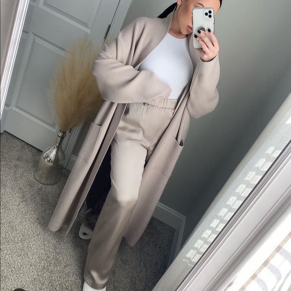 Zara Jackets & Blazers - Zara knit long coat bloggers fav